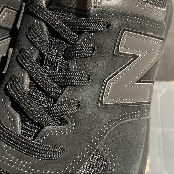 New Balance Men’s Sneakers 574 Black Size 11 US - Picture 9 of 15